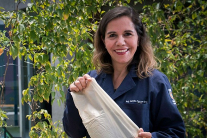 Científica mexicana crea plástico biodegradable a partir del nopal