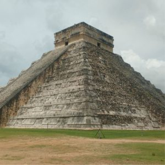 Pirámides Mexicas, Azul Cooper México en Contrastes