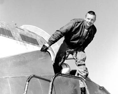 Neil Armstrong aviÃ³n
