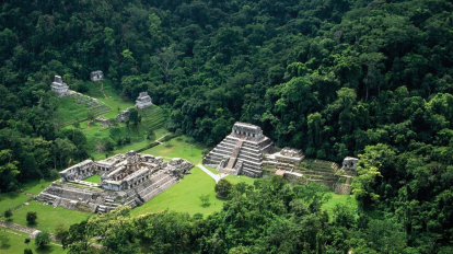 Xochimilco, Teotihuacán, Palenque y otros sitios históricos son declarados Patrimonio Cultural de la Humanidad por la Unesco (11 de diciembre de 1987)