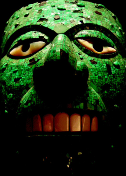 Máscara de Xiuhtecuhtl, dios del fuego azteca, realizada en mosaico de turquesa (1400- 1521). Museo Británico de Londres.
