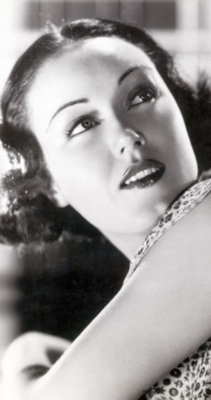 Aquí, la actriz estadounidense Fay Wray, quien formó parte de la cinta hollywoodense “¡Viva Villa!” (1934); la fama del caudillo trascendería la historia para convertirse en una figura mediática.